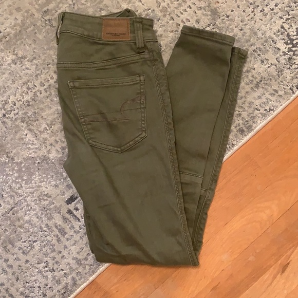 American Eagle Green Pants - Picture 4 of 4